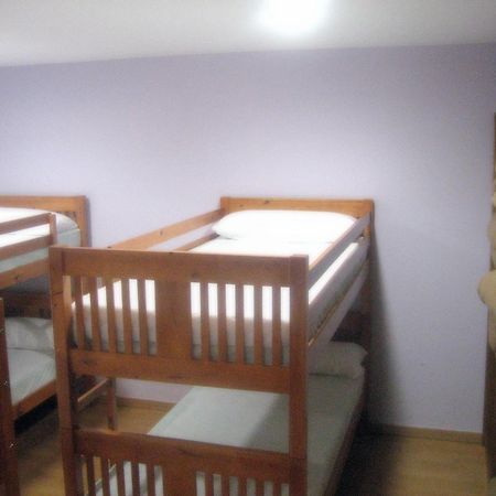 Albergue Turistico Rio Aragon Canfranc Buitenkant foto